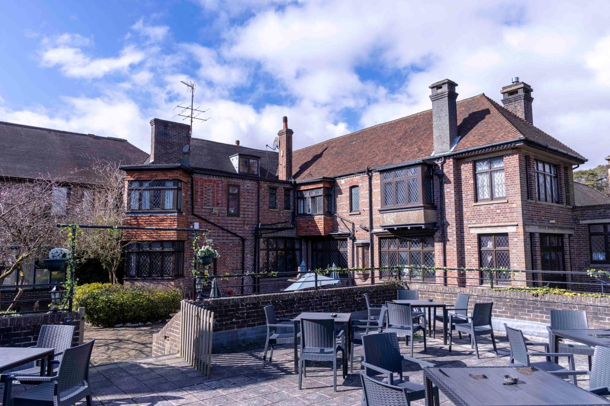 Roebuck By Greene King Inns Forest Row Dış mekan fotoğraf
